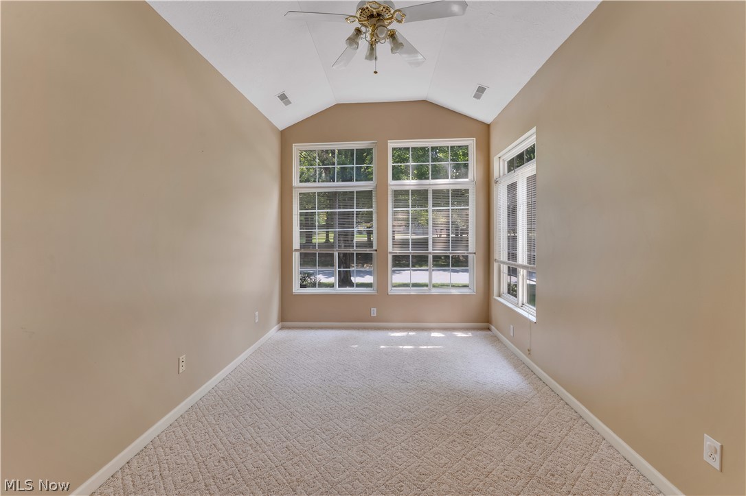 5645 Clingan Road Struthers OH 44471
