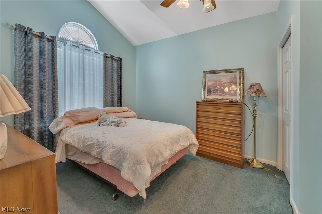 5645 Clingan Road Struthers OH 44471