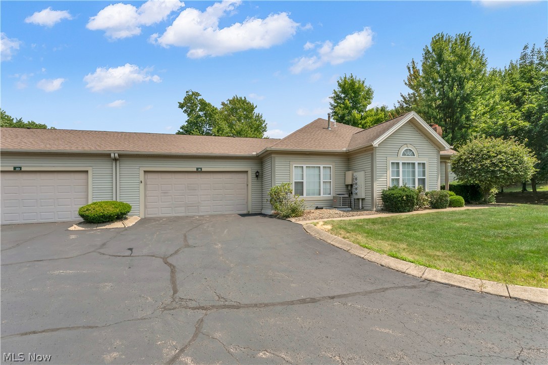 5645 Clingan Road Struthers OH 44471