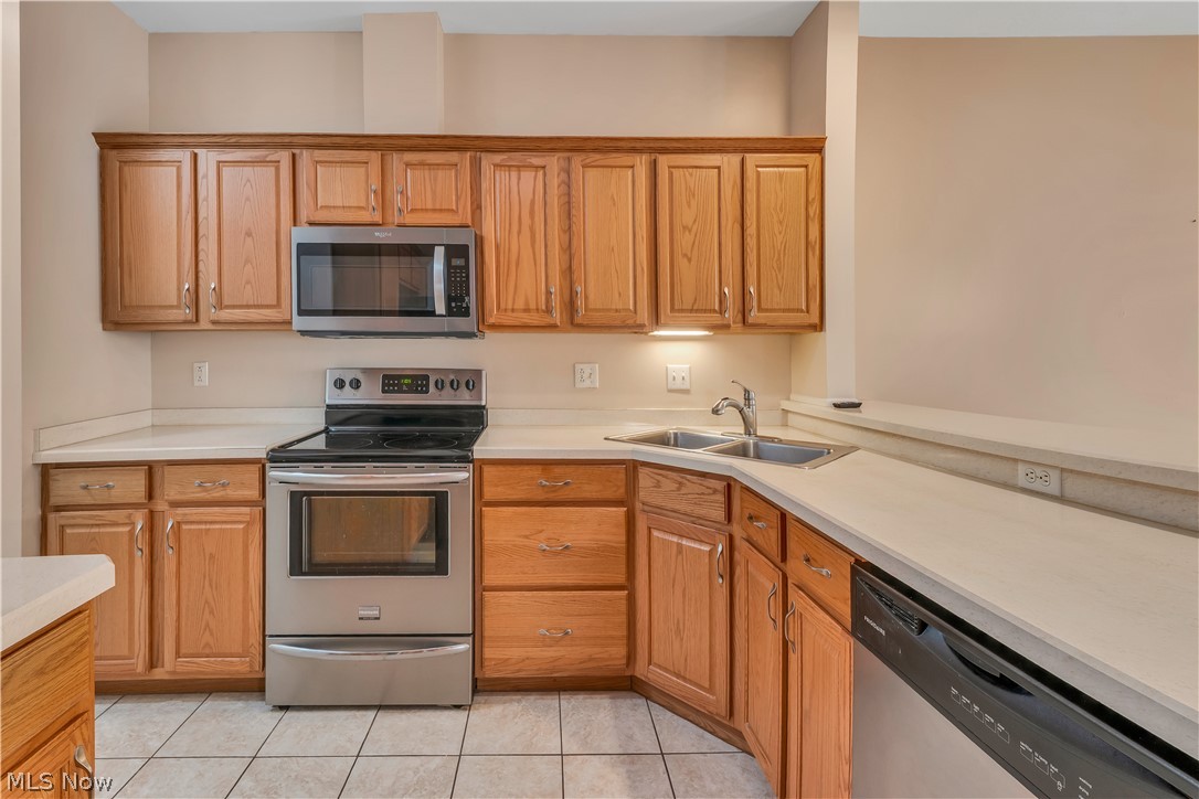 5645 Clingan Road Struthers OH 44471