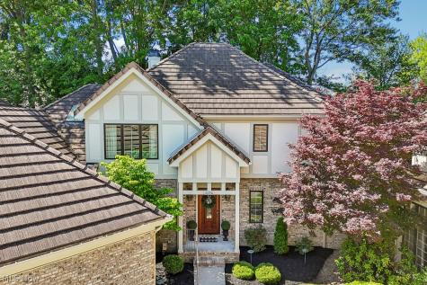 2256 Pebble Cove Westlake OH 44145