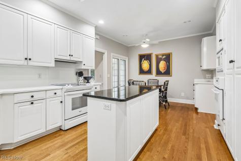 2256 Pebble Cove Westlake OH 44145