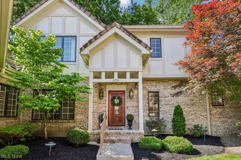 2256 Pebble Cove Westlake OH 44145