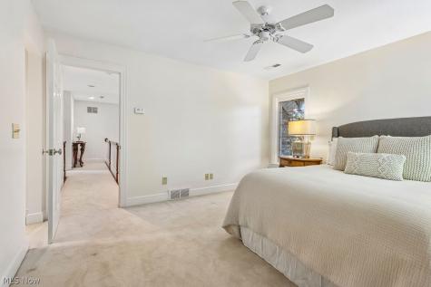 2256 Pebble Cove Westlake OH 44145