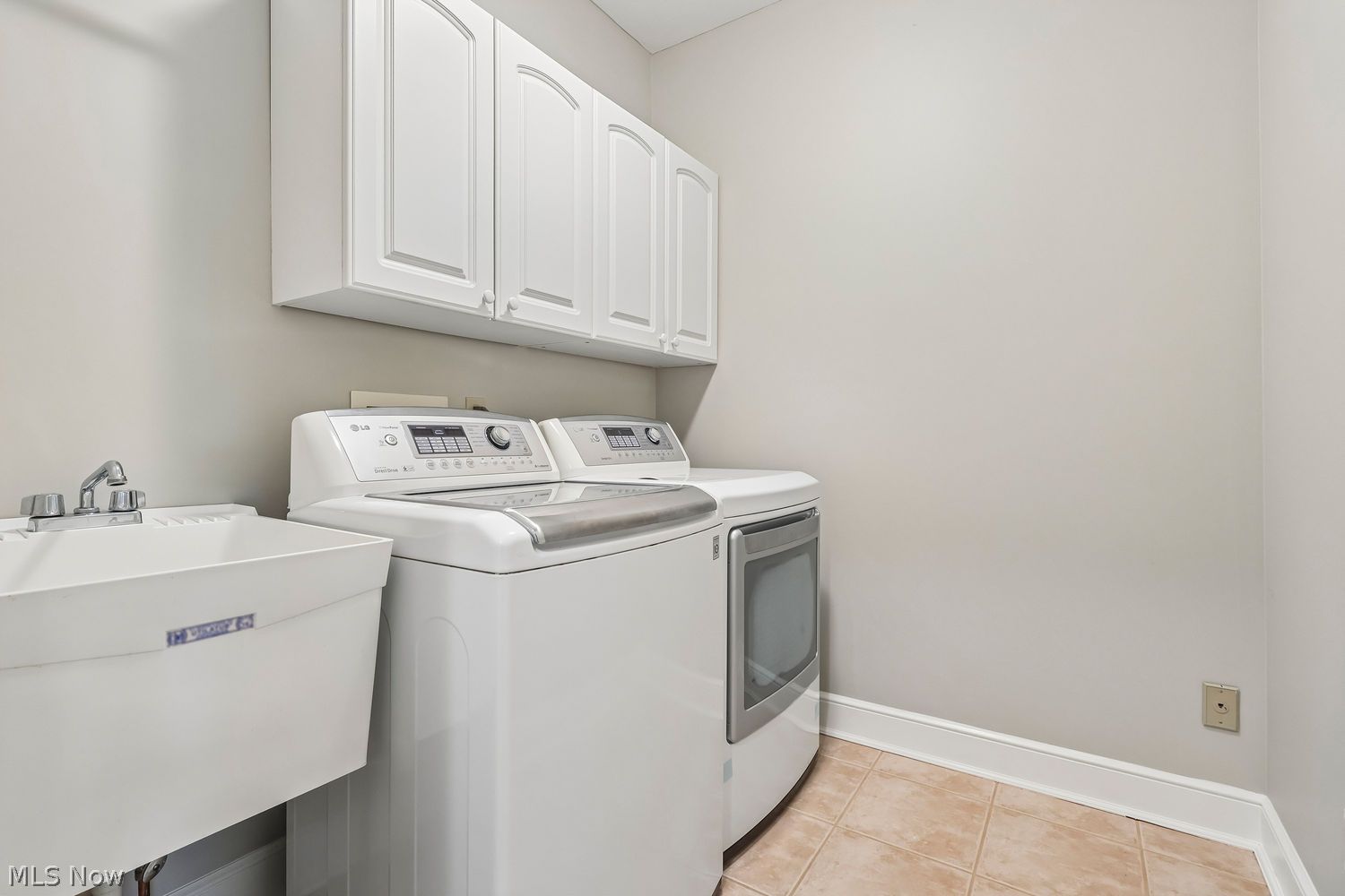 2256 Pebble Cove Westlake OH 44145