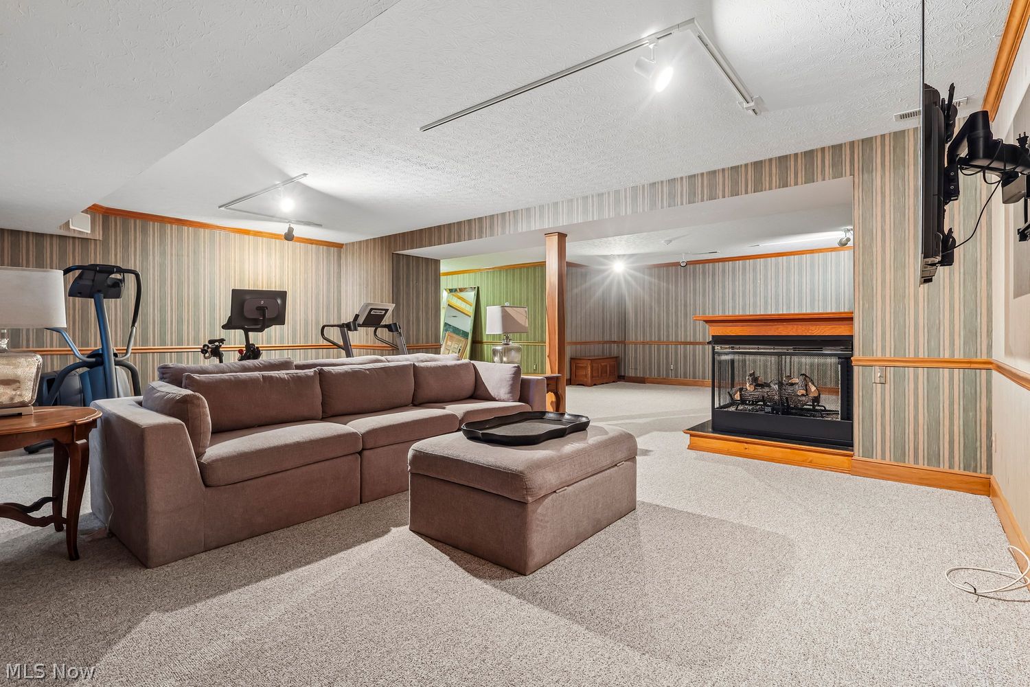 2256 Pebble Cove Westlake OH 44145
