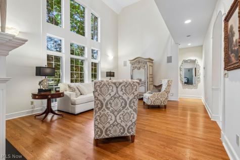 2256 Pebble Cove Westlake OH 44145
