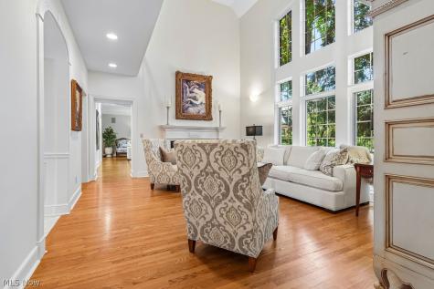 2256 Pebble Cove Westlake OH 44145