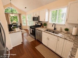 244 Vista Circle North Olmsted OH 44070