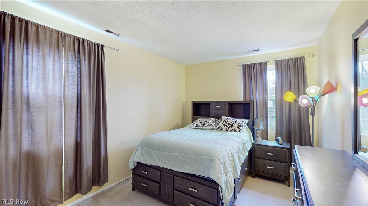 2736 Pease Drive Rocky River OH 44116