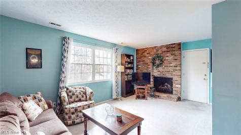 2736 Pease Drive Rocky River OH 44116