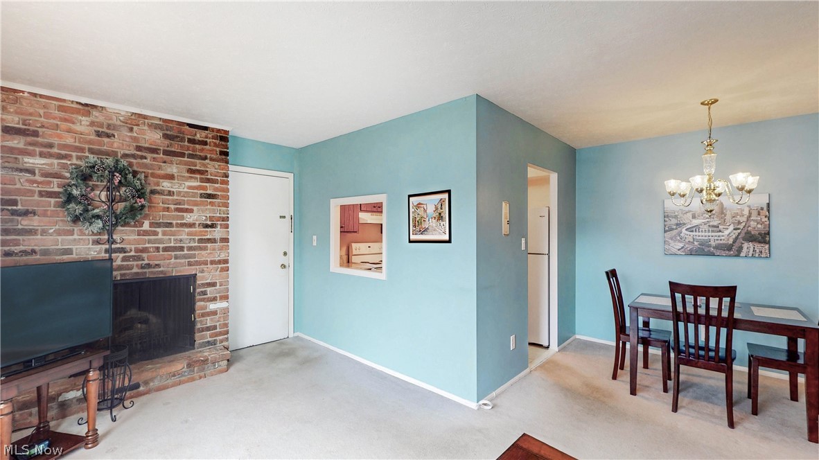 2736 Pease Drive Rocky River OH 44116