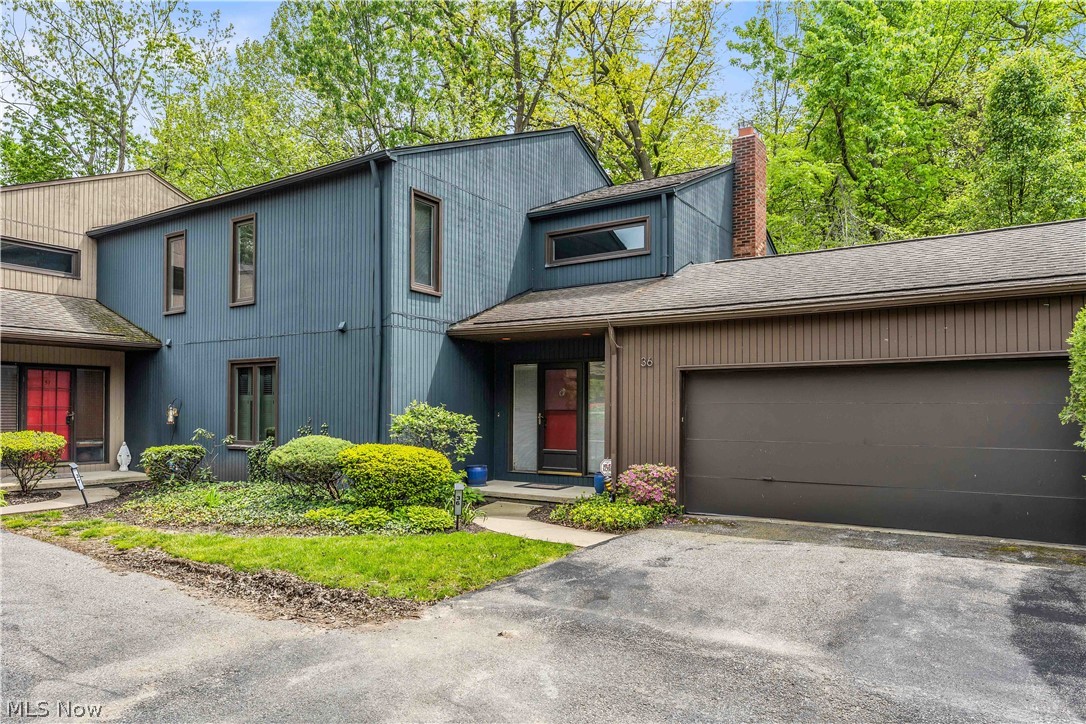 36 Oakshore Drive Bratenahl OH 44108