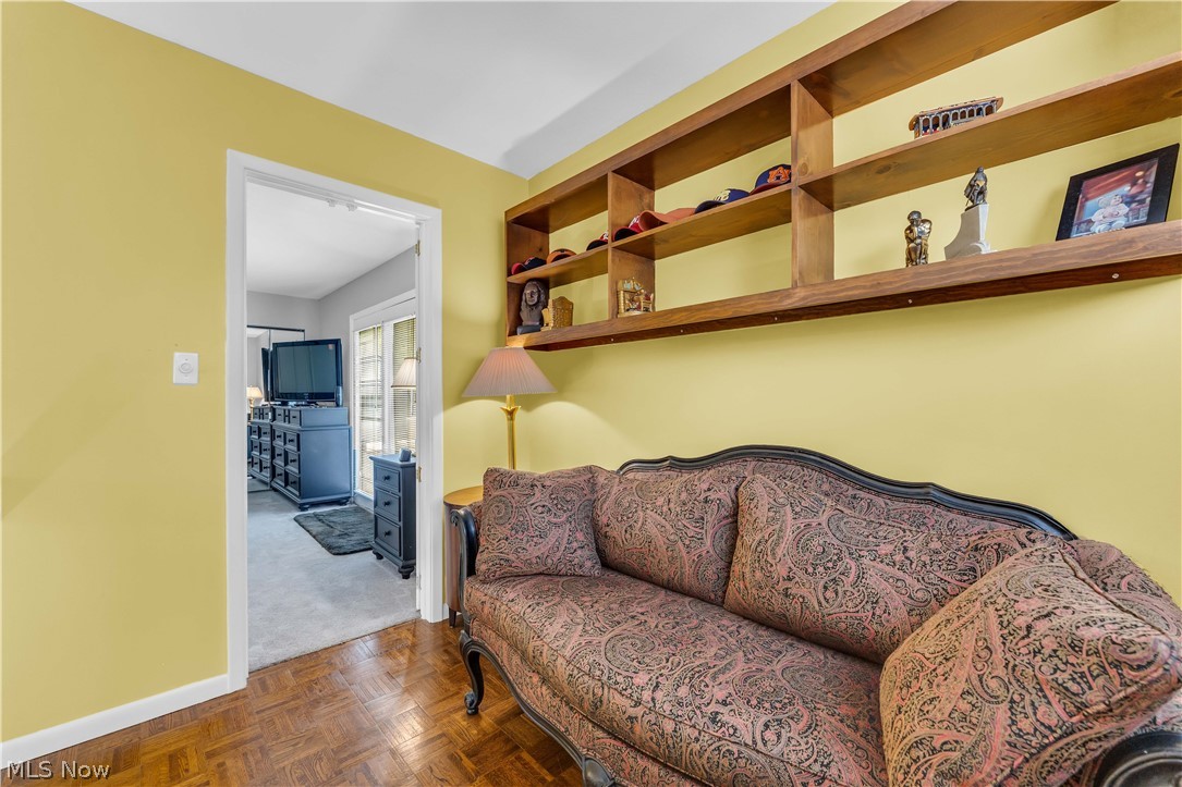 36 Oakshore Drive Bratenahl OH 44108
