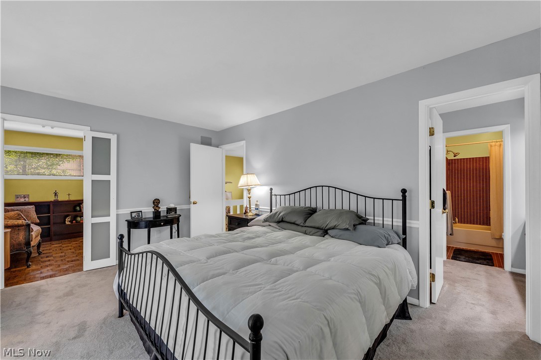 36 Oakshore Drive Bratenahl OH 44108
