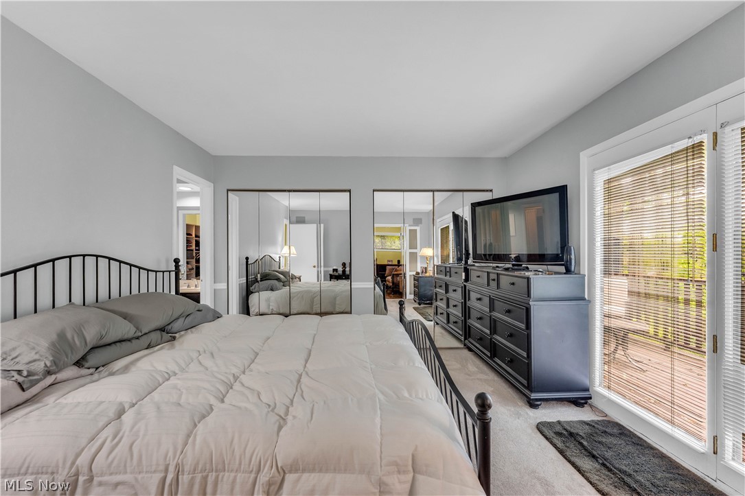 36 Oakshore Drive Bratenahl OH 44108
