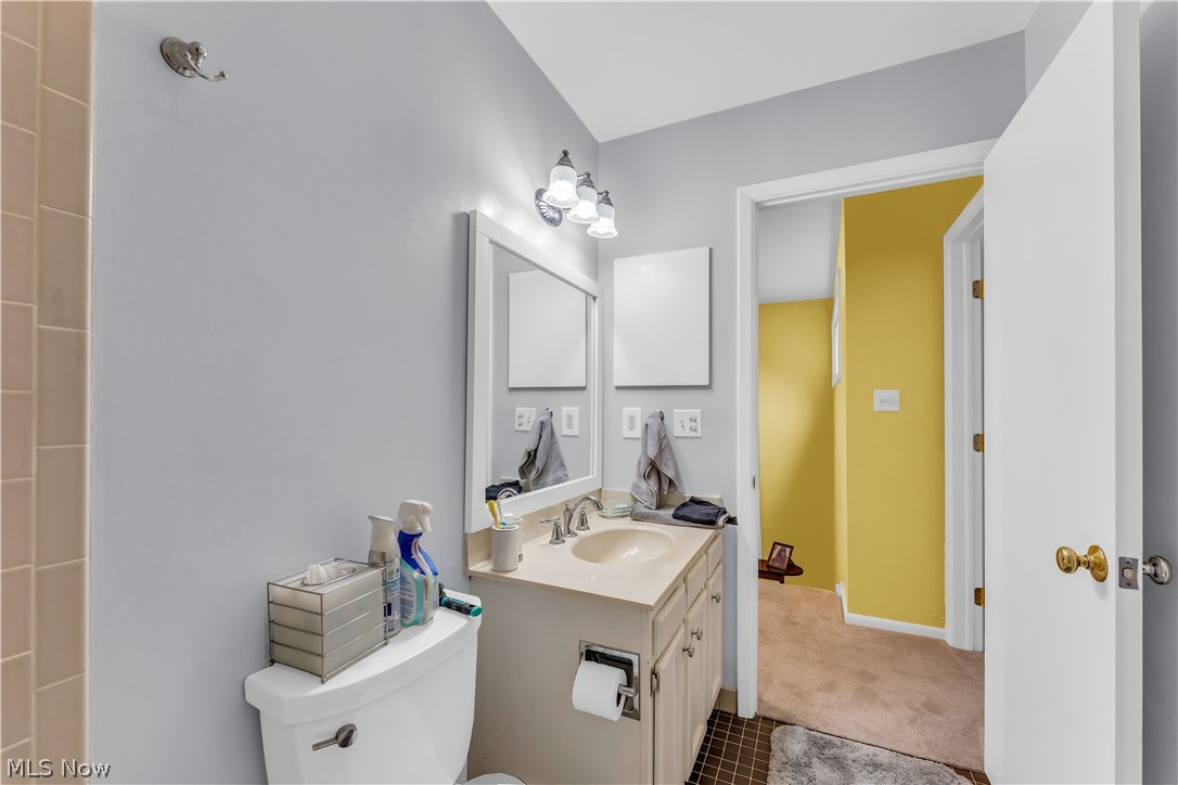 36 Oakshore Drive Bratenahl OH 44108