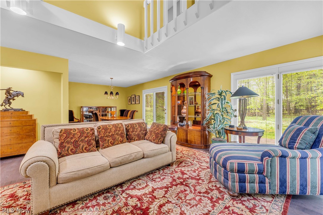 36 Oakshore Drive Bratenahl OH 44108