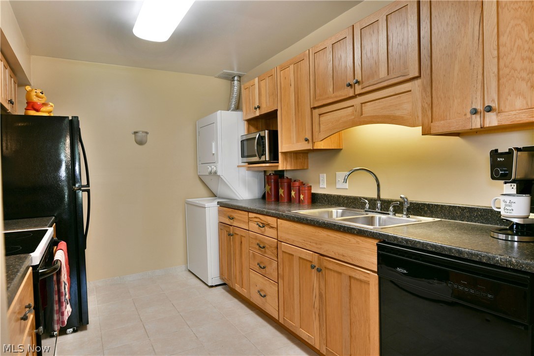 2832 Ivy Hill Circle Cortland OH 44410