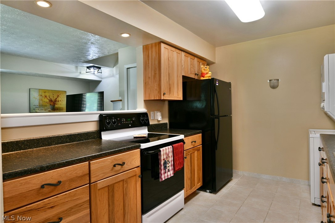 2832 Ivy Hill Circle Cortland OH 44410