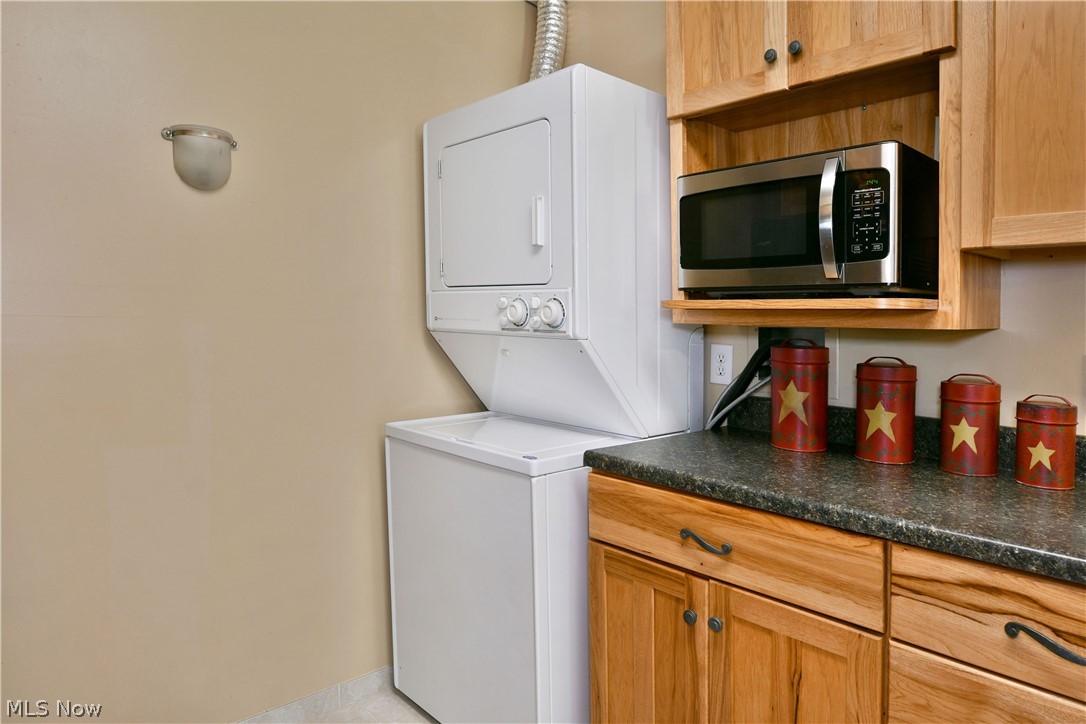 2832 Ivy Hill Circle Cortland OH 44410