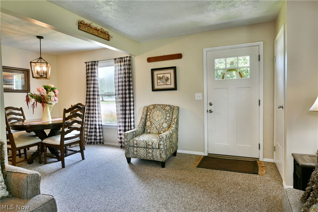 2832 Ivy Hill Circle Cortland OH 44410