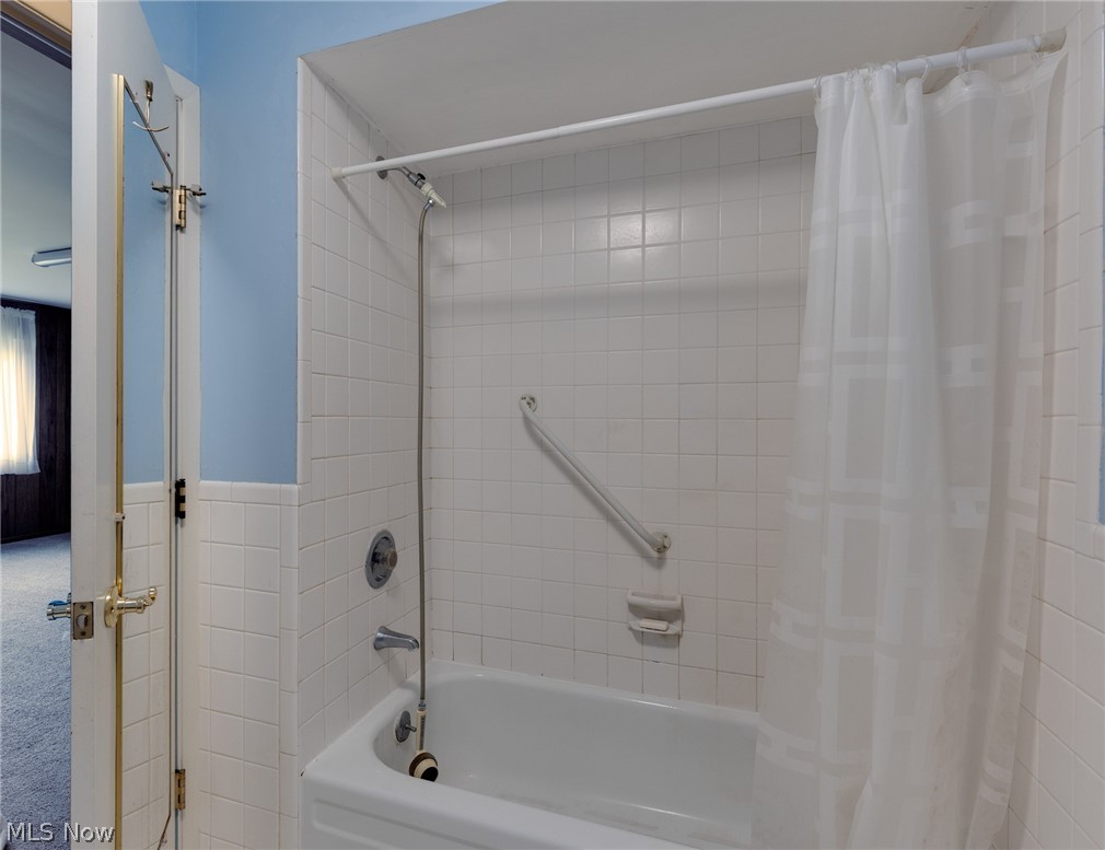 255 N Portage Path Akron OH 44303
