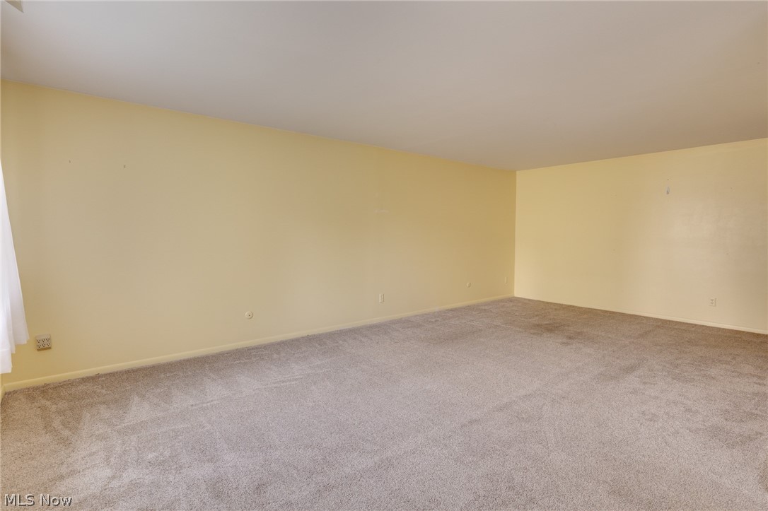 255 N Portage Path Akron OH 44303