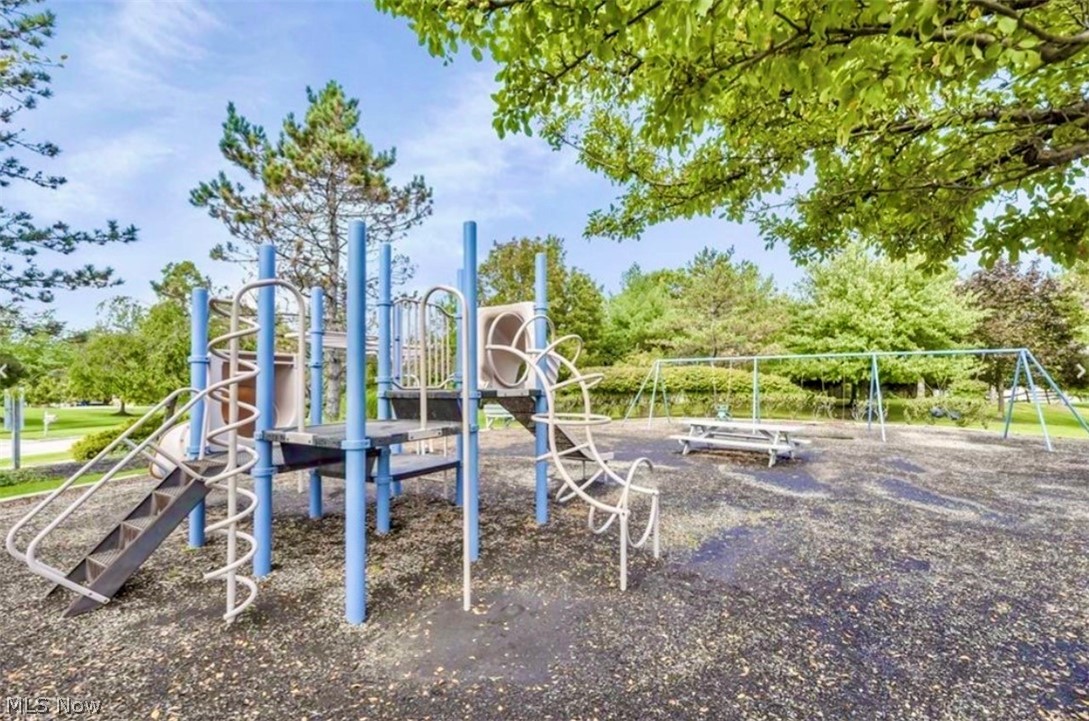 8603 Scenicview Drive Broadview Heights OH 44147