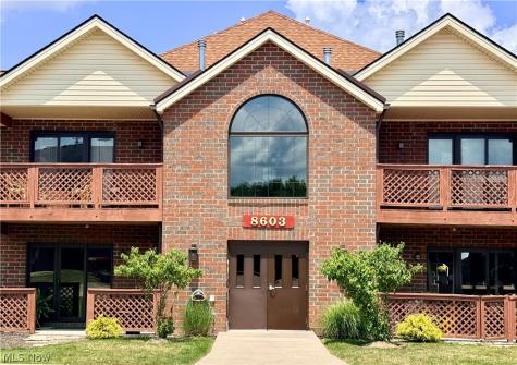 8603 Scenicview Drive Broadview Heights OH 44147