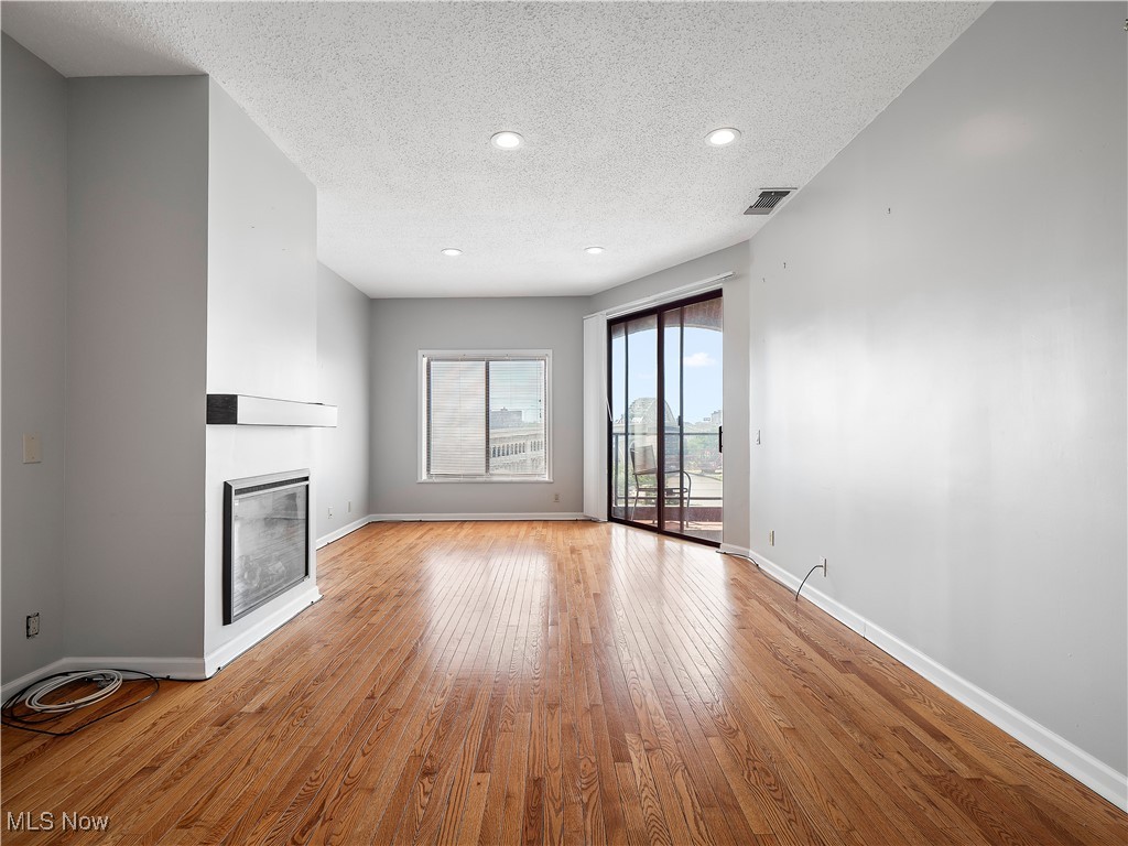 1444 W 10th Street Cleveland OH 44113