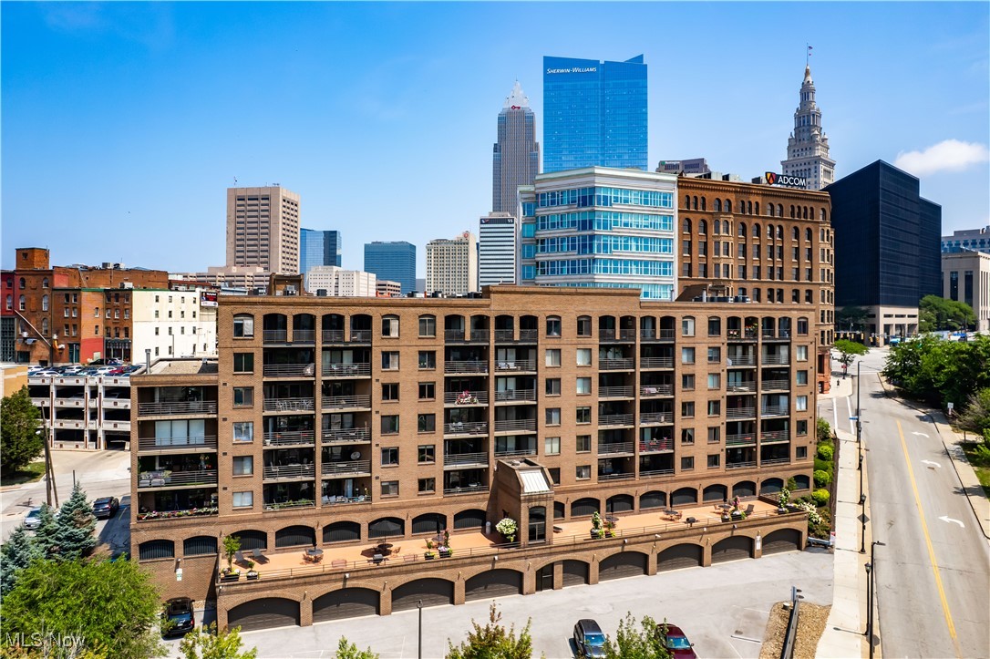 1444 W 10th Street Cleveland OH 44113