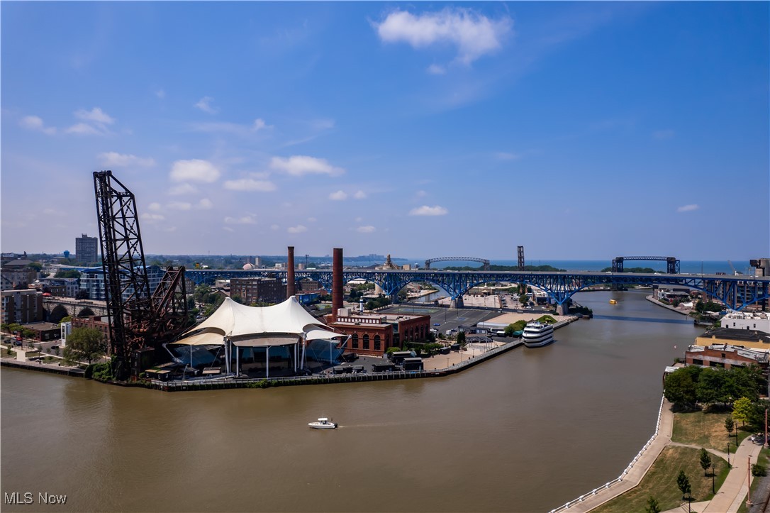 1444 W 10th Street Cleveland OH 44113