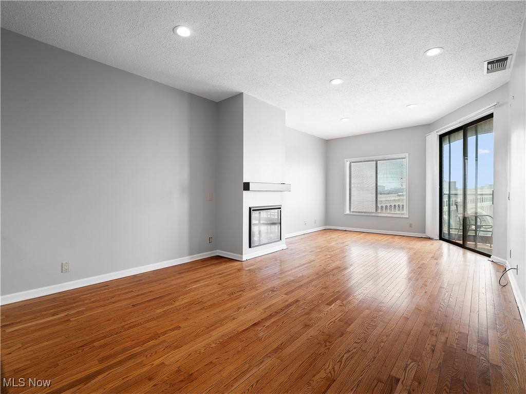 1444 W 10th Street Cleveland OH 44113