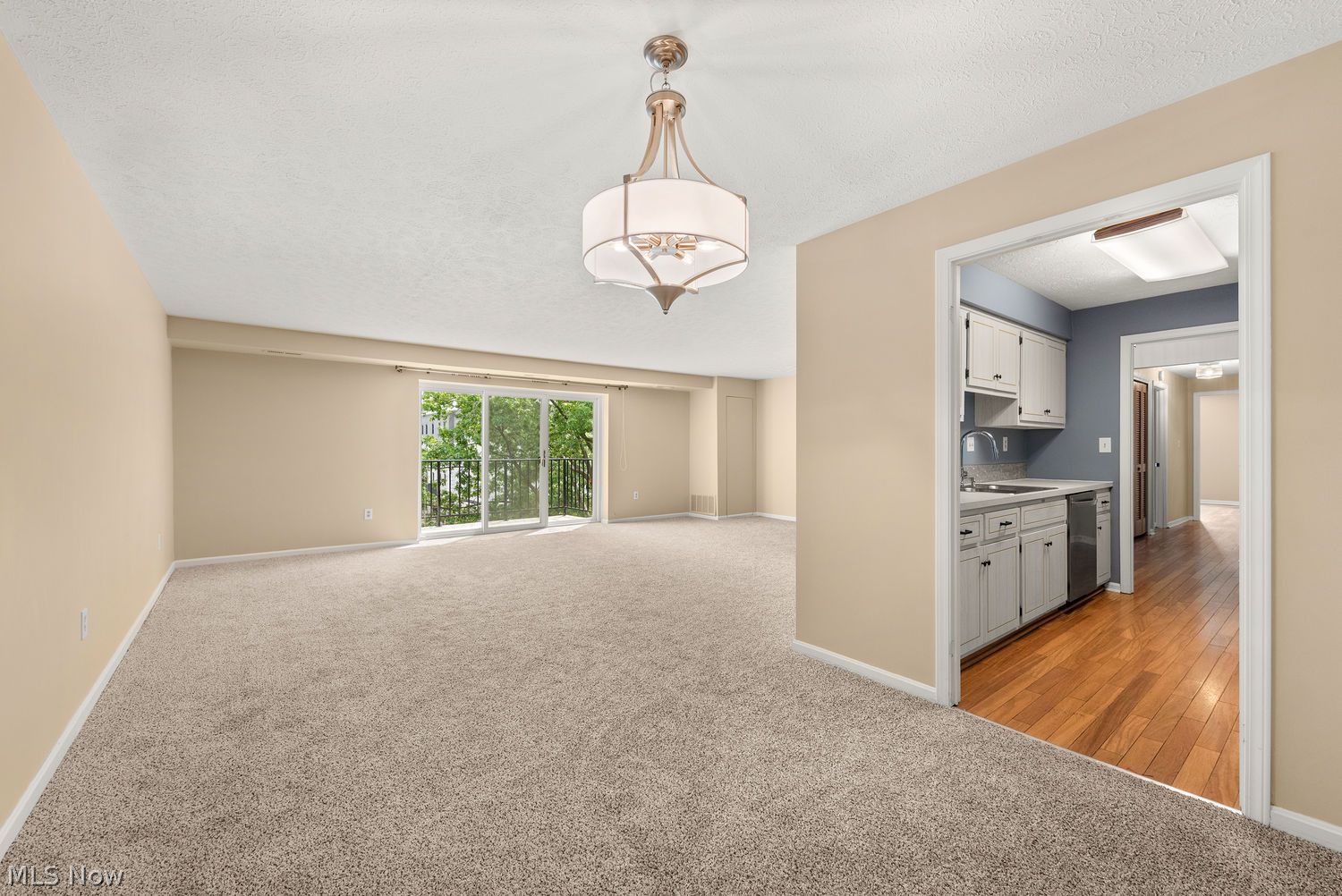 1931 King James Parkway Westlake OH 44145