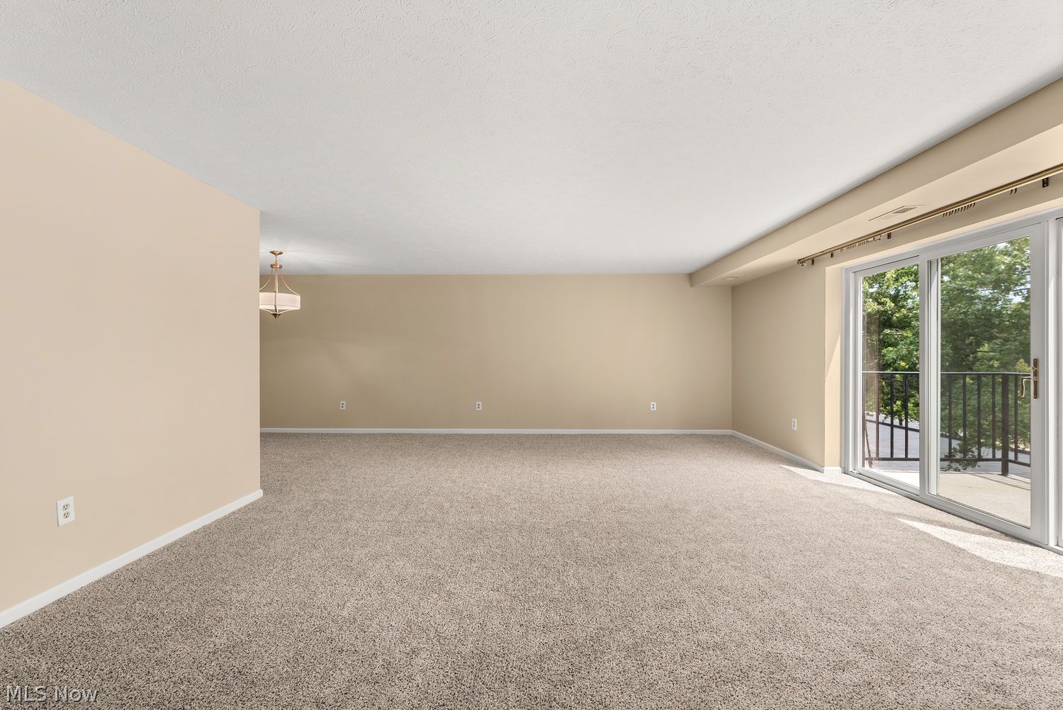 1931 King James Parkway Westlake OH 44145