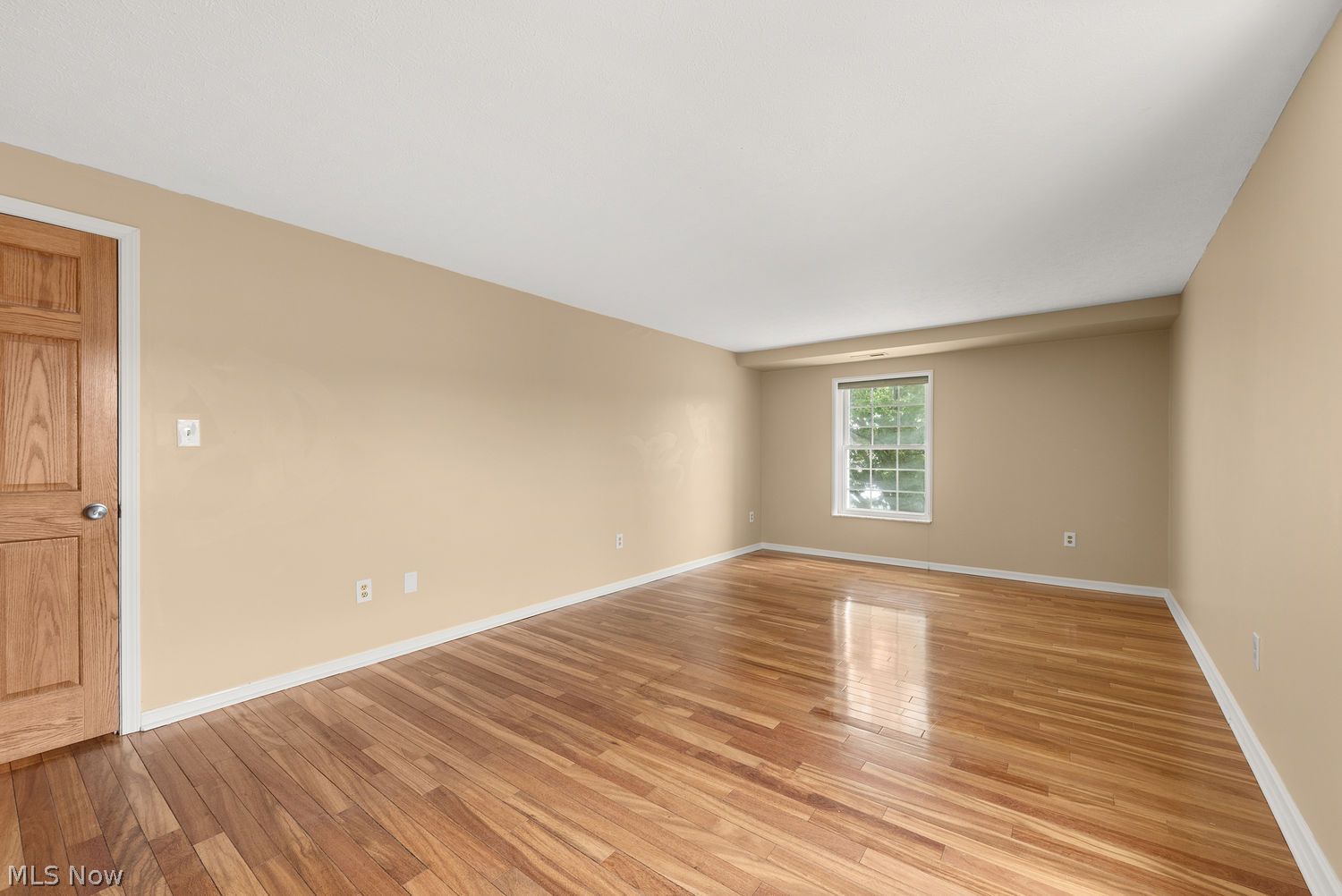 1931 King James Parkway Westlake OH 44145