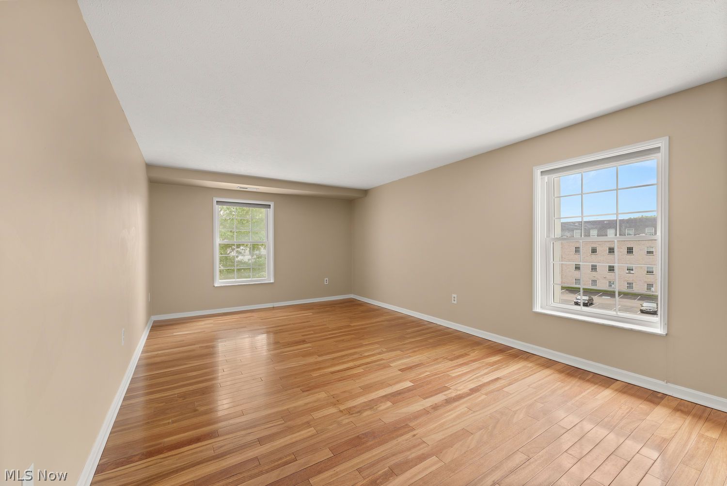 1931 King James Parkway Westlake OH 44145