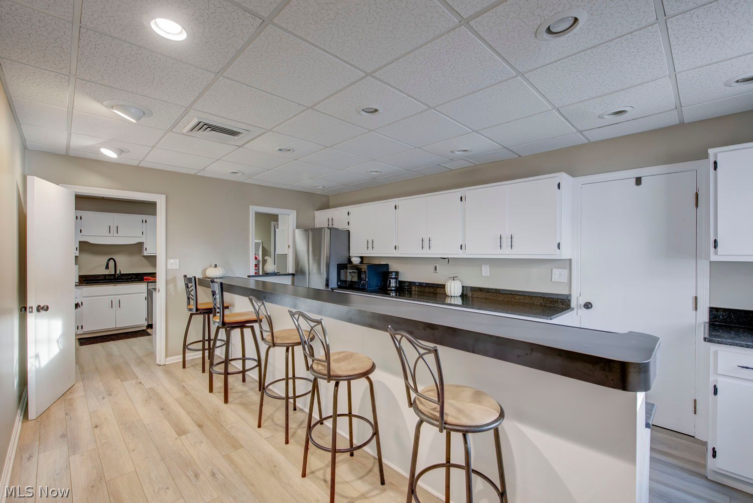 1931 King James Parkway Westlake OH 44145