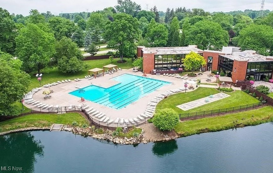 804 Arboretum Circle Northfield OH 44067