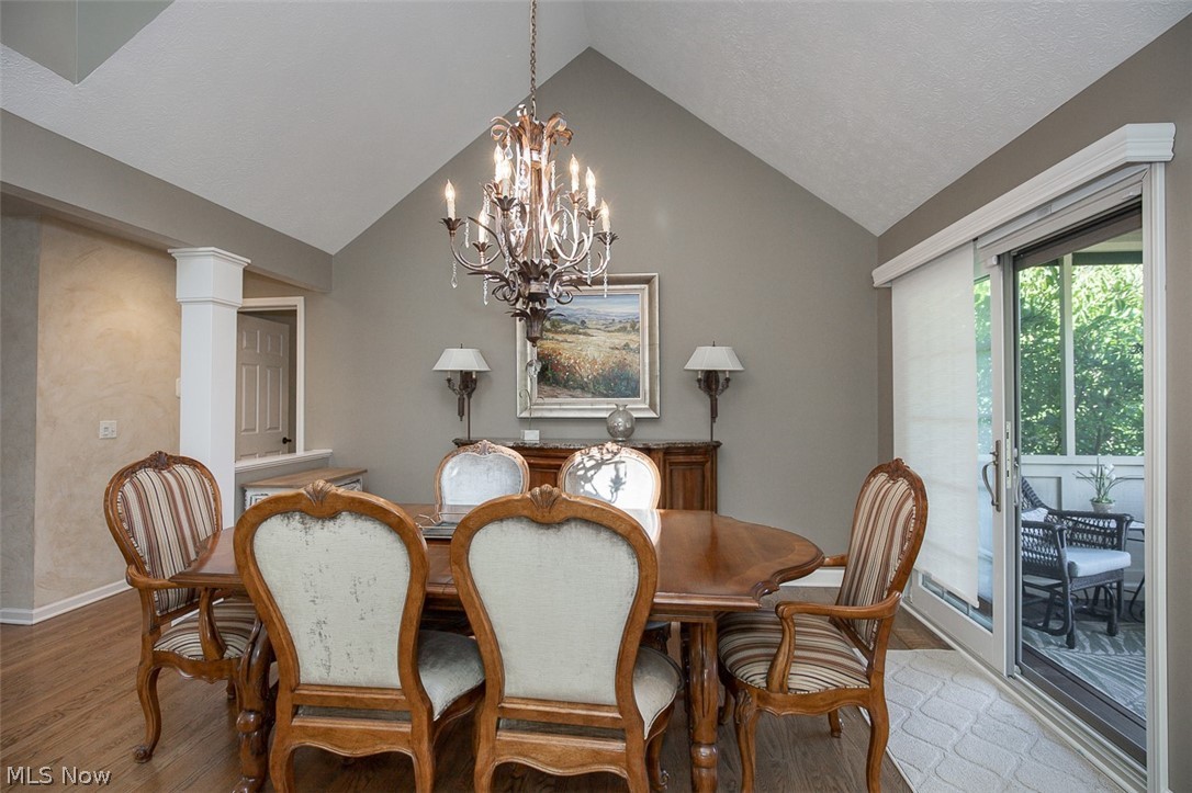 878 Hampton Court Sagamore Hills OH 44067