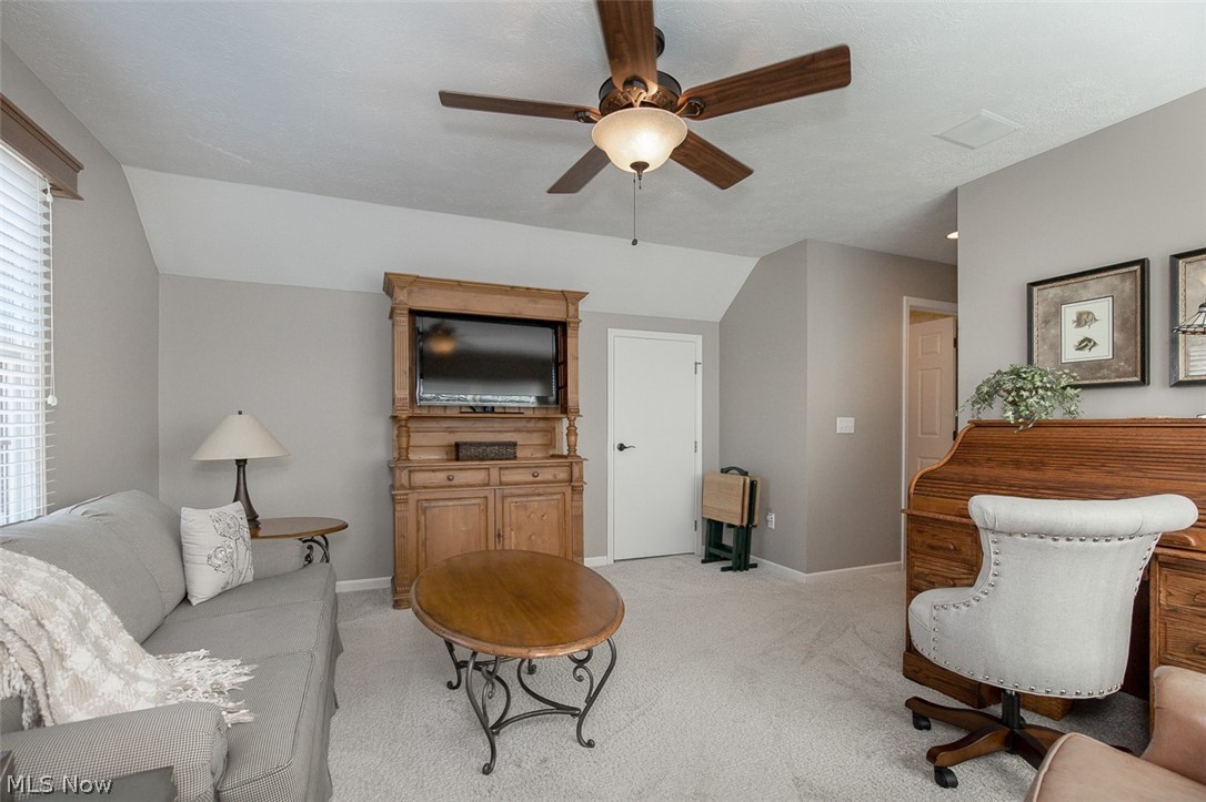 878 Hampton Court Sagamore Hills OH 44067