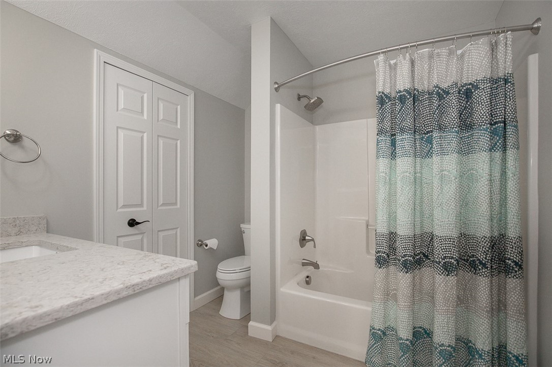 878 Hampton Court Sagamore Hills OH 44067