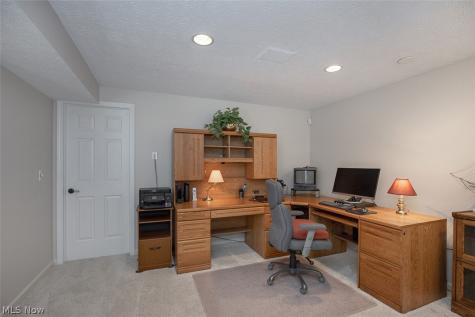878 Hampton Court Sagamore Hills OH 44067