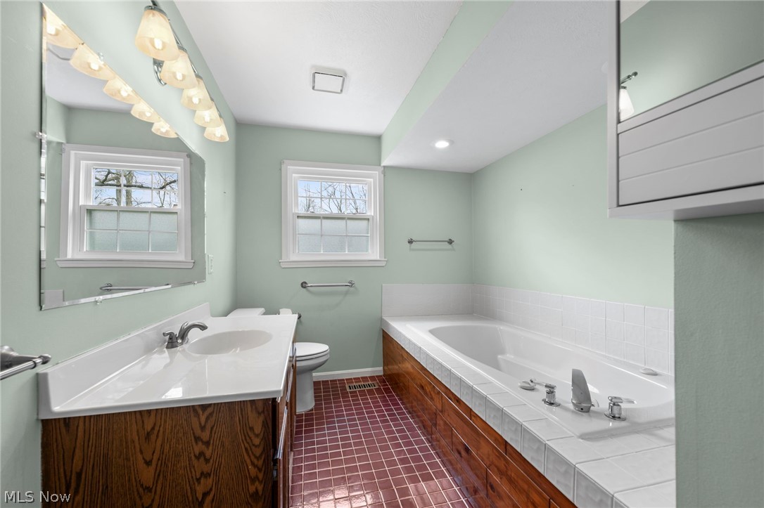6012 Cabot Court Mentor OH 44060