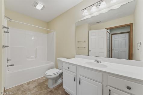 1210 Pebble Chase Circle NE Massillon OH 44646