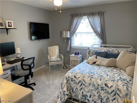 10455 Scottsdale Drive Strongsville OH 44136