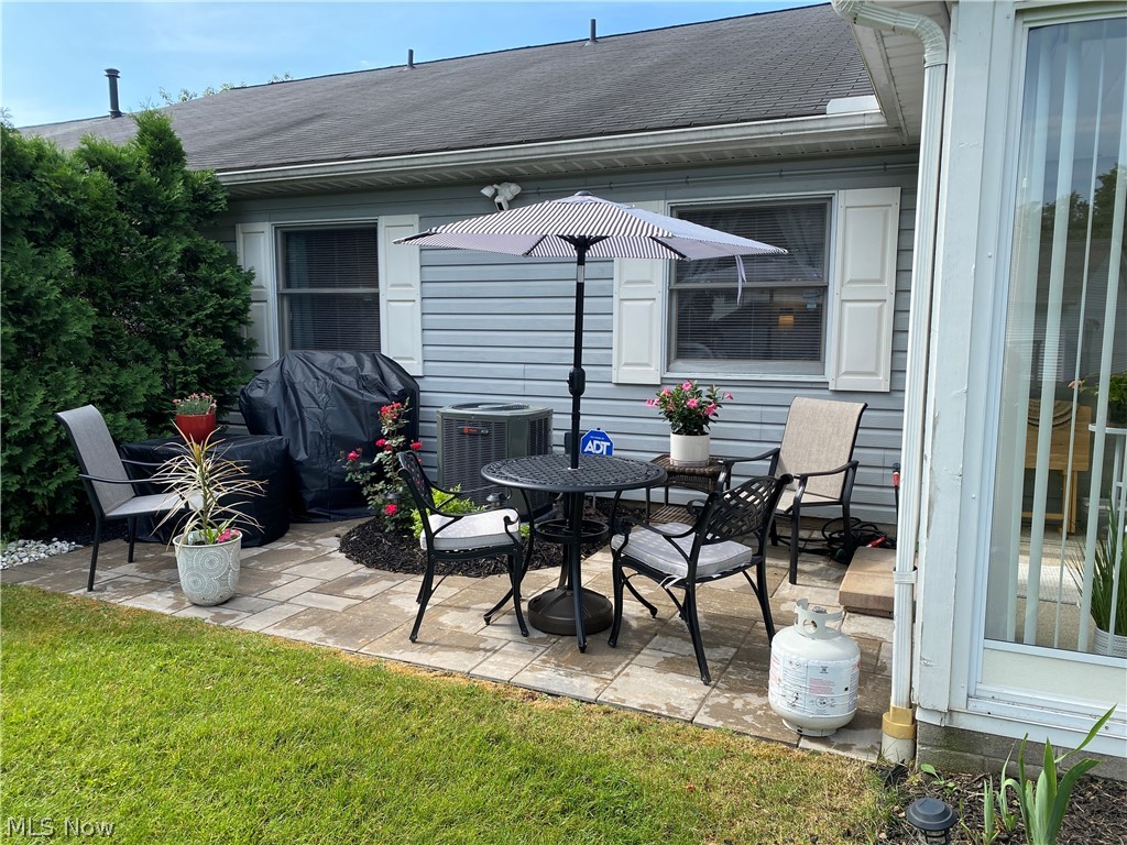 10455 Scottsdale Drive Strongsville OH 44136