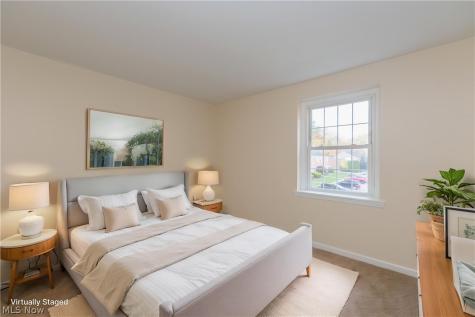 10 Trenton Square Euclid OH 44143