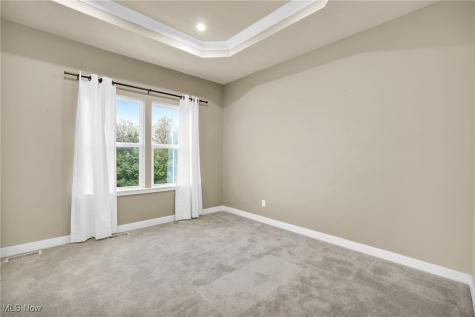 316 E Reno Drive Louisville OH 44641